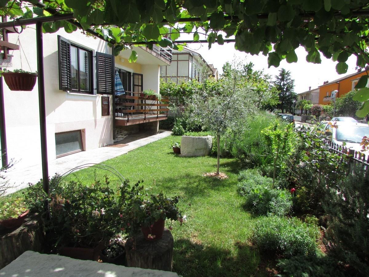 Mirela House With Apartment 우마그 외부 사진