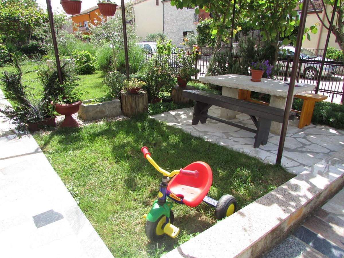 Mirela House With Apartment 우마그 외부 사진